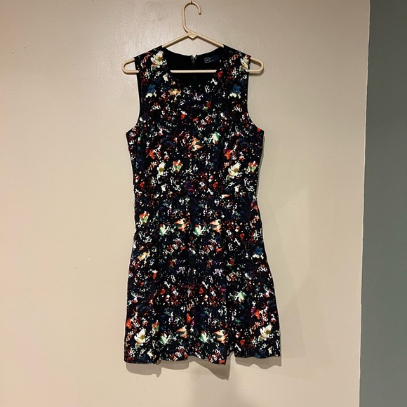 Gap Women's Abstract Floral Print Fit & Flare Sleeveless Dress Size 8 - Picture 1 of 6